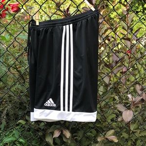 Women’s Adidas shorts size small